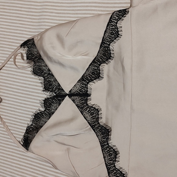 LAVISH ALICE Contrast Lace Satin Slip Dress size 8 - Picture 6 of 8